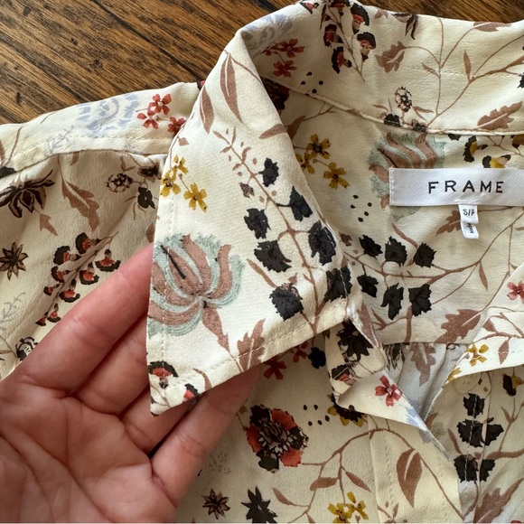 Frame Ruffle Cuff Off-White Multi Floral Silk ‘70s shirt S/P - Picture 4 of 10